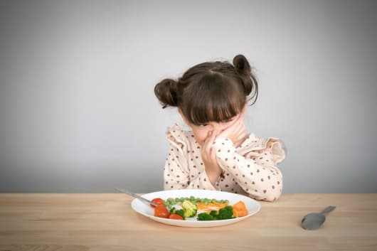 بهترین نوع تغذیه کودکان فلج مغزی چیست؟